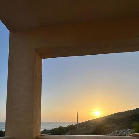 مبيت وإفطار ريالمونتي Al Faro المظهر الخارجي الصورة