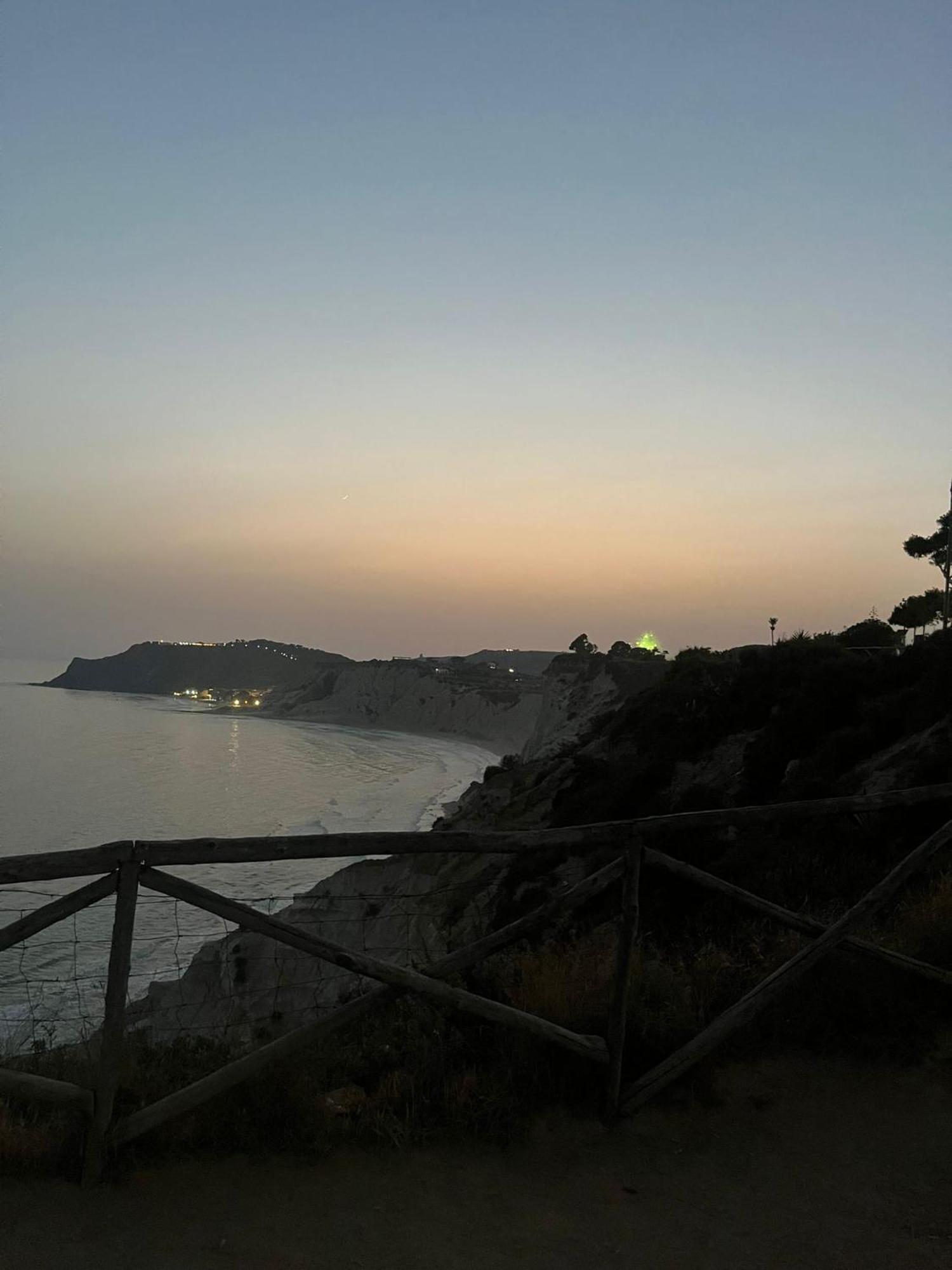 مبيت وإفطار ريالمونتي Al Faro المظهر الخارجي الصورة