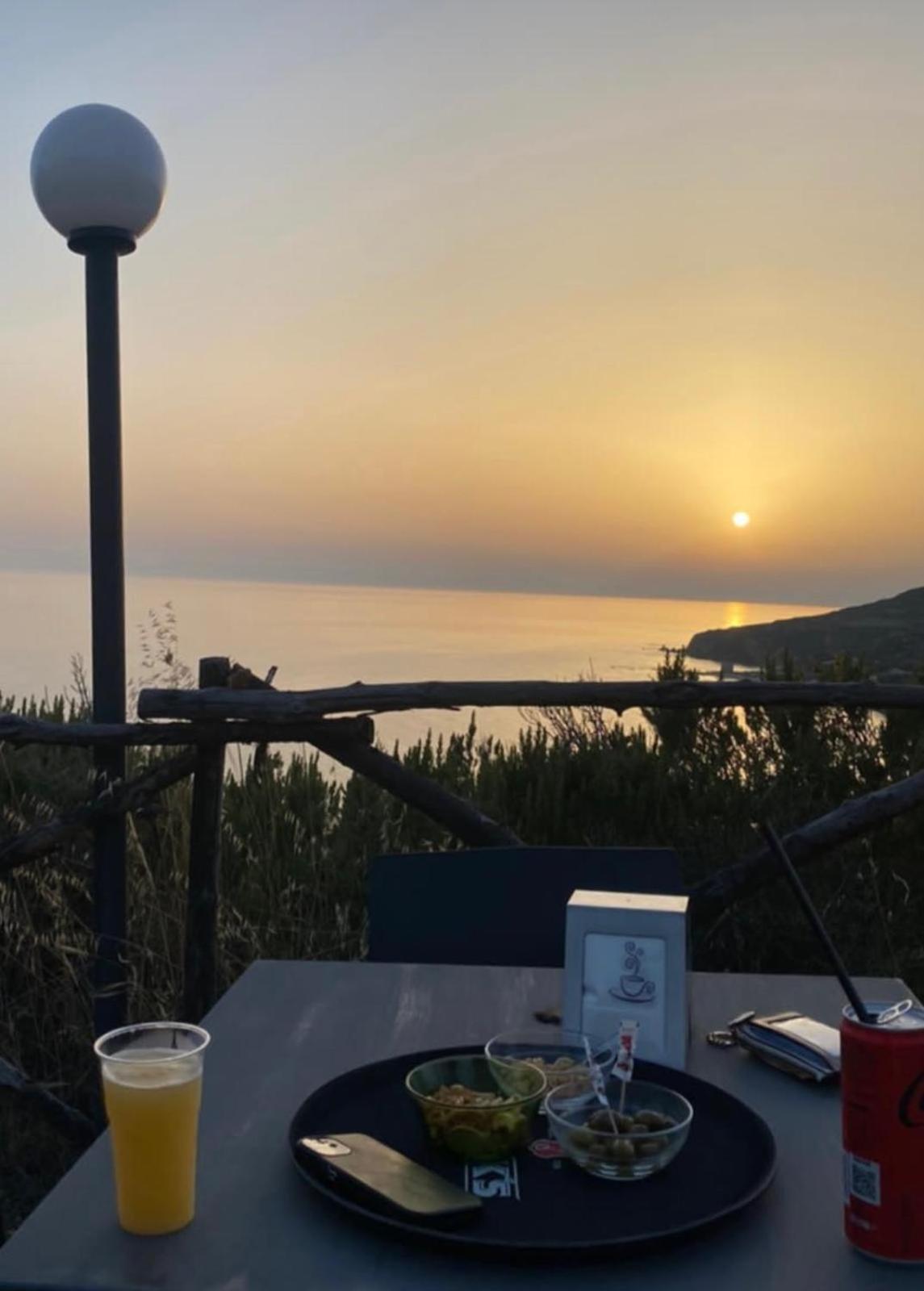 مبيت وإفطار ريالمونتي Al Faro المظهر الخارجي الصورة
